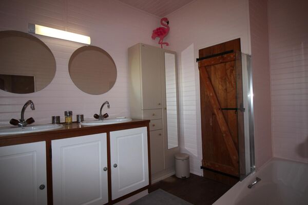 PHOTO7
