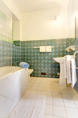 PHOTO6