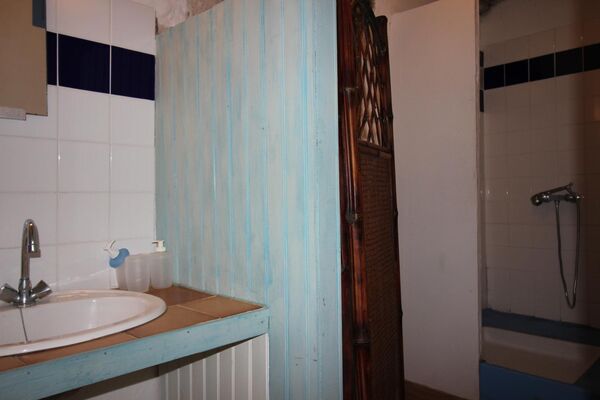PHOTO1