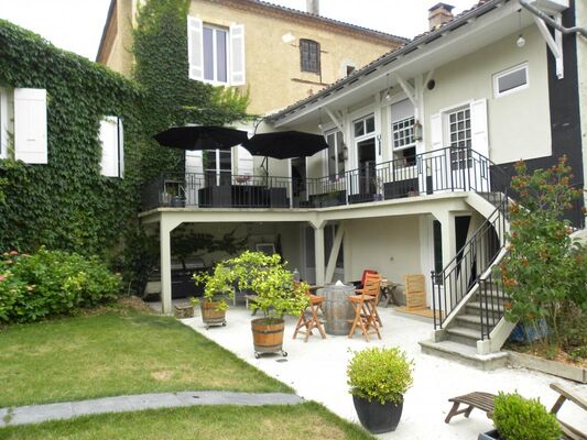 PHOTO3