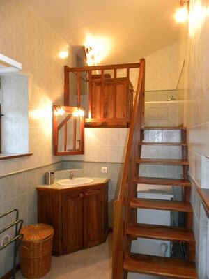 PHOTO3