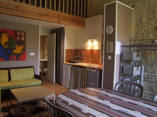 PHOTO3