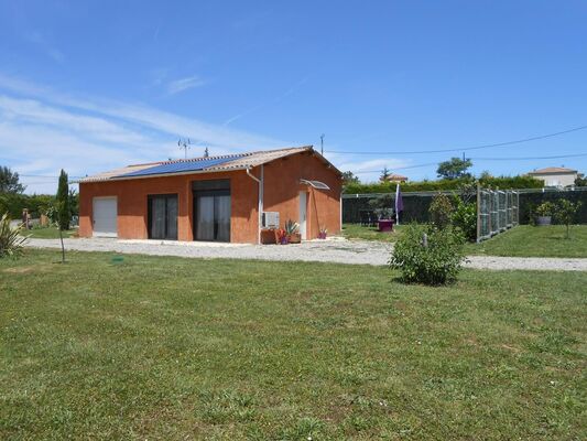 PHOTO3
