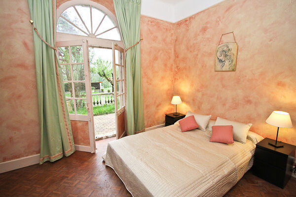 PHOTO6