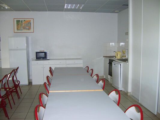 PHOTO2