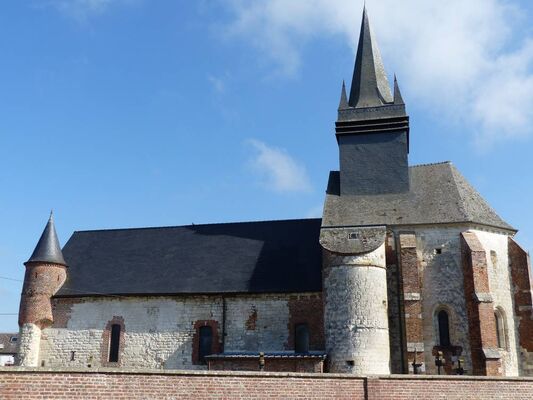 Eglise fortifiée < Morgny-en-Thierache < Aisne < Picardie