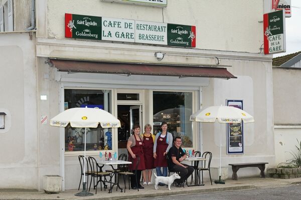 Cafe-de-la-Gare-Vichel-Nanteuil-1