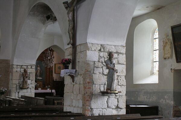 Eglise 2 < Plomion < Aisne < Picardie