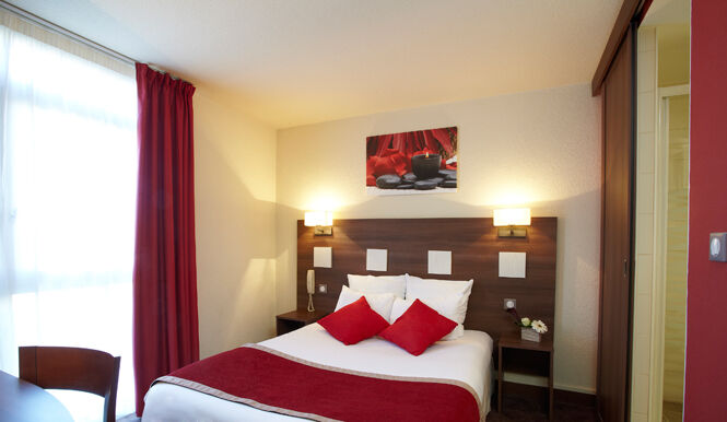 Atoll Hôtel à Niort