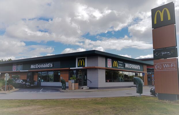 McDonald-s-Chalon-Bowling