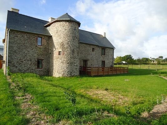 Manoir-de-la-Hunaudiere-7