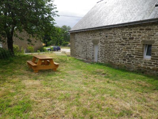 Manger dehors au gîte du Foso - Saint-Guyomard - Morbihan - Bretagne