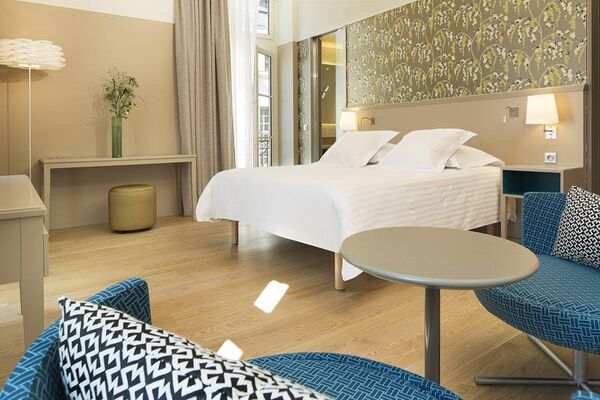Oceania Hôtel de France