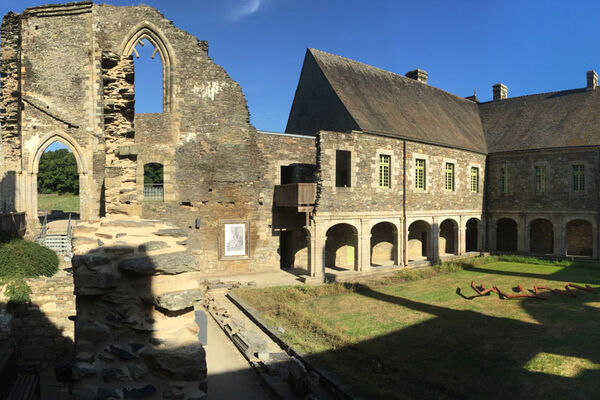 Abbaye de Bon-Repos