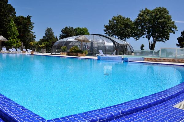 Airotel "Le Raguenès Plage" International