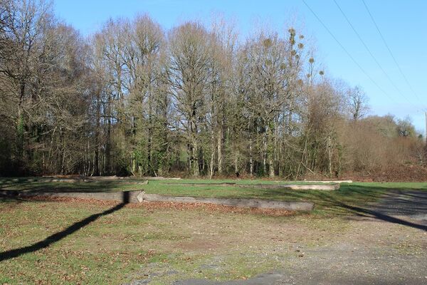 Aire-de-stationnement-Tremelin