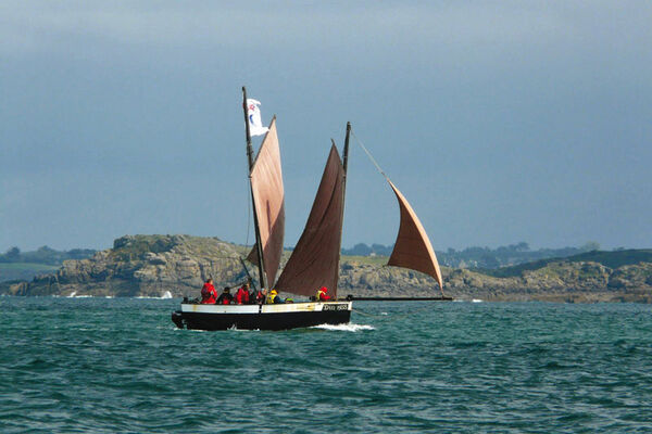 Baie de St Cast en voilier traditionnel