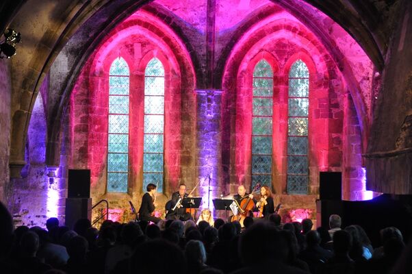 Concert dans la salle au duc de l'abbaye de Beauport