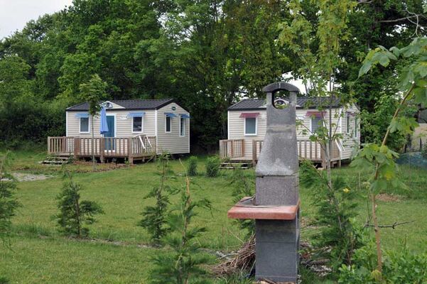 CAMPING LA FONTAINE DU HALLATE