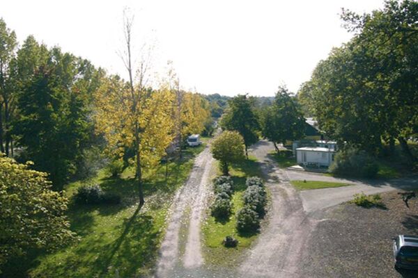 CAMPING MERLIN L'ENCHANTEUR