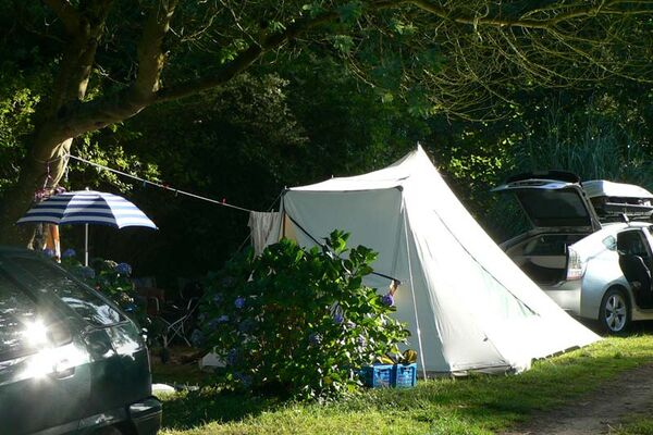Camping Pied à Terre à Loquéran