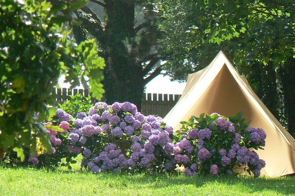 Camping Pied à Terre à Loquéran