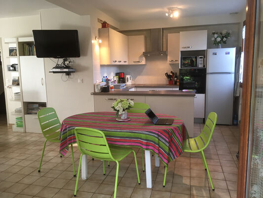 DESCARREGA.Cuisine et salle à manger.Cancale