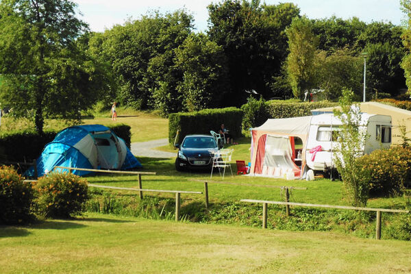 Camping Le Vallon aux Merlettes
