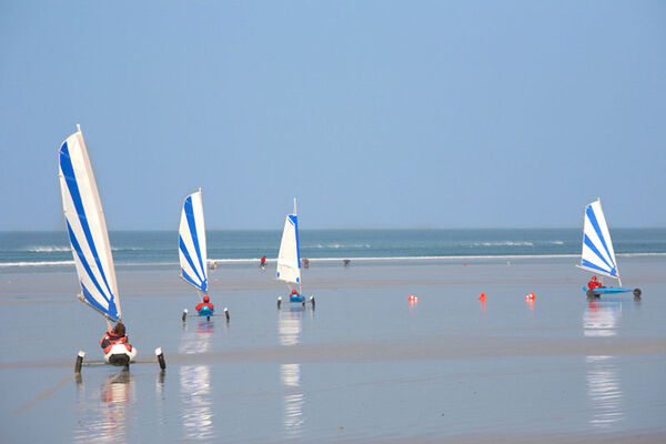Ecole de Char à Voile Plein Ouest