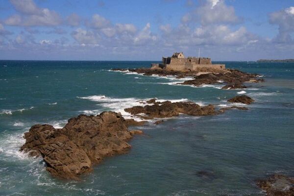 Fort National