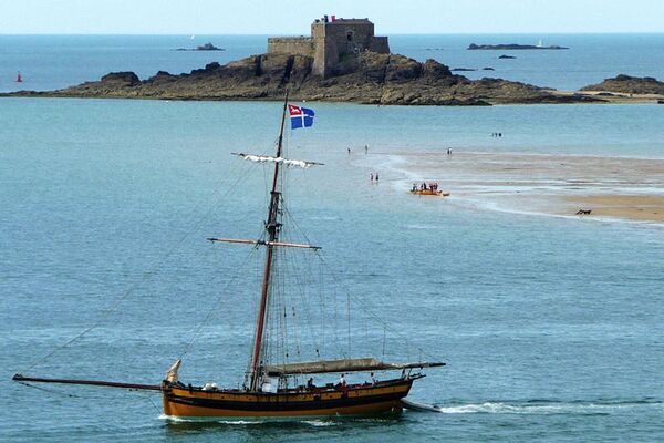 Forts de Saint-Malo en kayak de mer