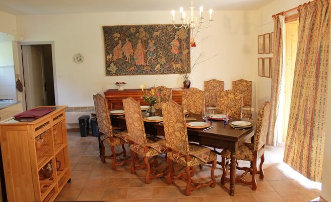 Gîte le Bois Guihel - salle à manger