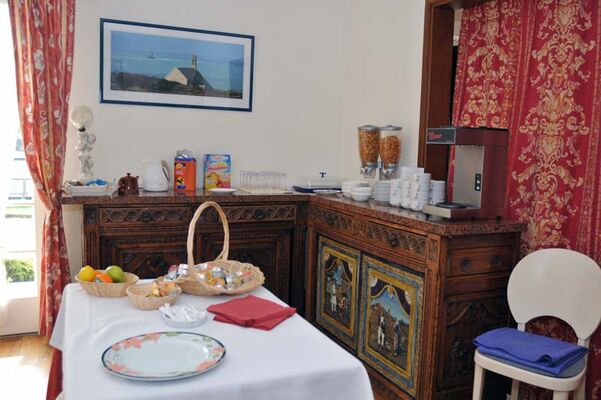 HOTEL AN TI GWENN