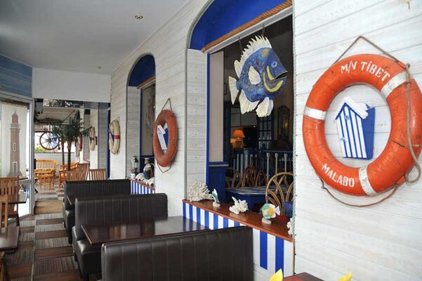 HOTEL RESTAURANT LES ROCHERS