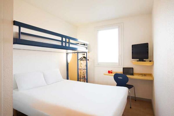 Hôtel Ibis Budget Rennes Route de Saint-Malo