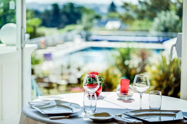 Hôtel-Restaurant Spa Le Tumulus