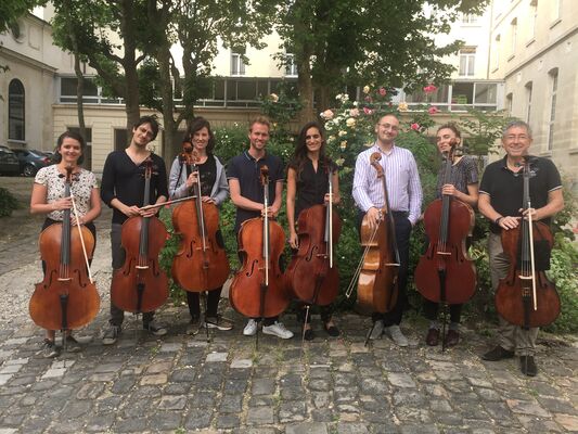L-OCTUOR-DE-VIOLONCELLES--c---1-