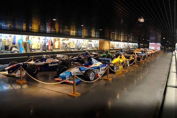Le Manoir de l'Automobile et des Vieux Métiers