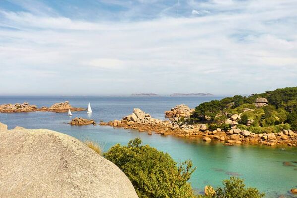 Plage de Saint Guirec