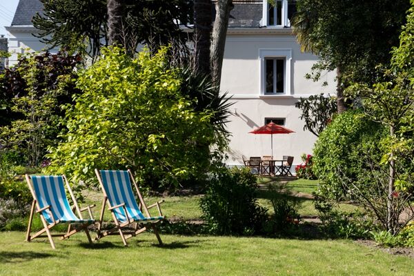VILLASTRAPHAEL.coté jardin.StMalo