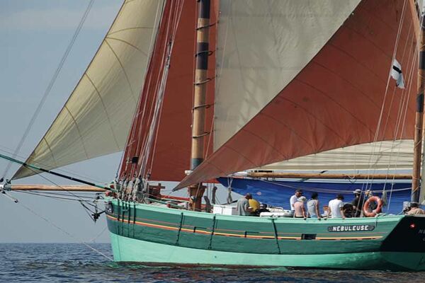 Voiles et Traditions