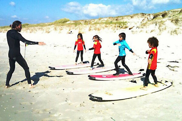 Allons surfer