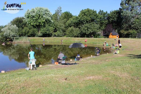 Camping de l'Etang du Pays blanc