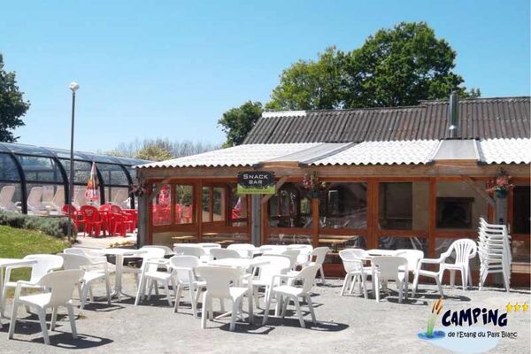 Camping de l'Etang du Pays blanc