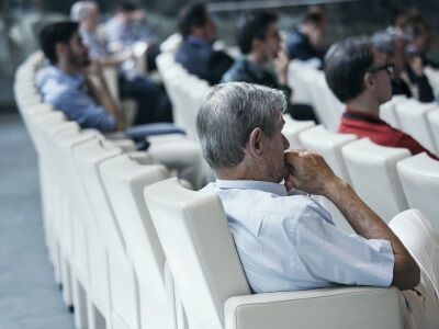 conference-carmencarborel-pixabay