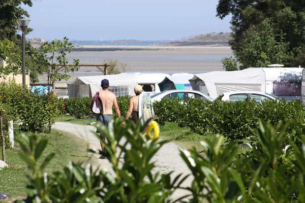Camping Les Quatre Vaulx