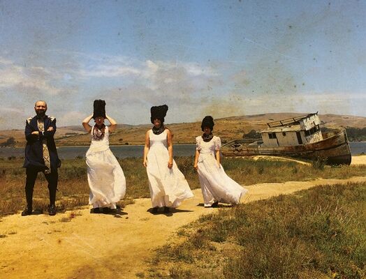 dakhabrakha