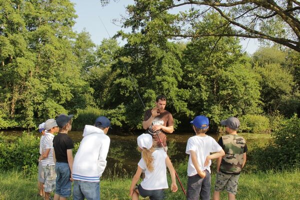 des stages pêche pour les enfants