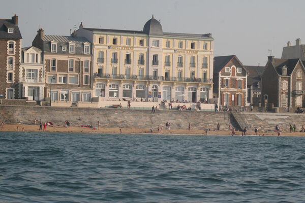Hôtel Kyriad Saint-Malo Plage