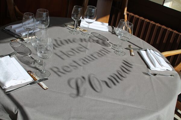 l'Ormeau table pour le site